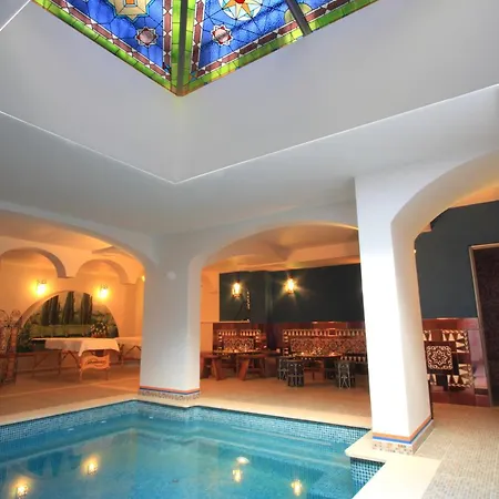 Hotel Casa Banos De La 4*